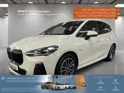 Weiß Gebraucht 2024 BMW 216 Active Tourer Luxury Line Van / Kleinbus | 29.270 € (Teuer)
