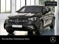Grau Gebraucht 2025 Mercedes GLC220 AMG Limousine | 65.850 € (Superpreis)