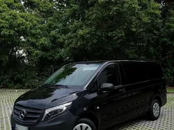 Schwarz Gebraucht 2019 Mercedes Vito Van / Kleinbus | 27.000 €