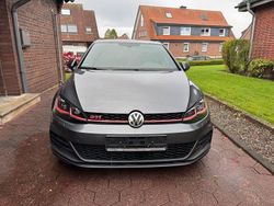 Grau Gebraucht 2019 VW Golf VII GTI Limousine | 23.999 € (Fairer Preis)