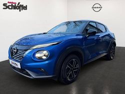 Magnetic blue metallic/dach in Neu 2025 Nissan Juke N-Connecta SUV | 35.340 €