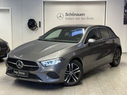 Lack mountaingrau Gebraucht 2023 Mercedes A180 Progressive Limousine | 29.690 € (Etwas zu teuer)