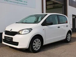 Weiß Gebraucht 2016 Skoda Citigo Kleinwagen | 3.890 € (Fairer Preis)