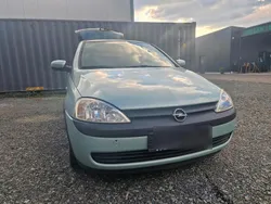 Blau Gebraucht 2001 Opel Corsa Kleinwagen | 2.400 € (Teuer)