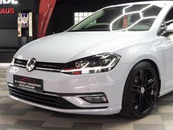 White silver metallic (metallic) Gebraucht 2017 VW Golf VII Comfortline Limousine | 11.299 € (Etwas zu teuer)