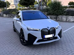 Weiß Gebraucht 2022 BMW iX Performance SUV | 75.999 € (Superpreis)