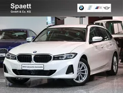 Alpinweiß uni Gebraucht 2023 BMW 318 Kombi | 28.900 € (Guter Preis)