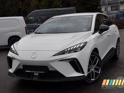 Dover white uni Gebraucht 2023 MG MG4 EV Luxury Kleinwagen | 18.300 € (Superpreis)