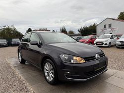 Kryptongrau metallic Gebraucht 2016 VW Golf VII LOUNGE Limousine | 10.999 € (Guter Preis)