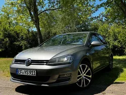 Grau Gebraucht 2016 VW Golf VII Allstar Limousine | 10.990 € (Fairer Preis)