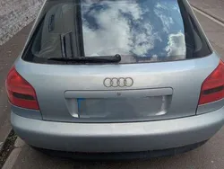 Blau Gebraucht 2002 Audi A3 Ambiente Limousine | 2.000 € (Guter Preis)