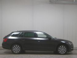 Schwarz Gebraucht 2022 Skoda Superb Ambition Kombi | 18.980 € (Superpreis)