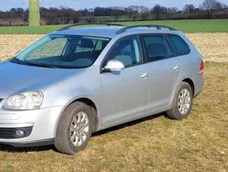 Grau Gebraucht 2009 VW Golf VI Trendline Kombi | 4.000 € (Teuer)
