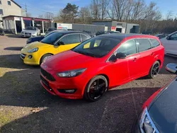 Rot Gebraucht 2015 Ford Focus Sport Limousine | 8.900 € (Fairer Preis)