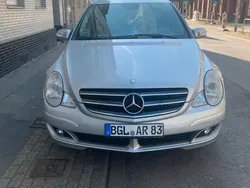 Silber Gebraucht 2007 Mercedes R280 Van / Kleinbus | 8.000 €