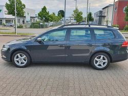 Grau Gebraucht 2011 VW Passat Kombi | 9.899 € (Etwas zu teuer)