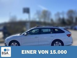 Weiß metallic Gebraucht 2022 Skoda Octavia Kombi | 27.790 € (Fairer Preis)