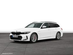Gebraucht 2024 BMW 330e Comfort Edition Kombi | 55.563 €