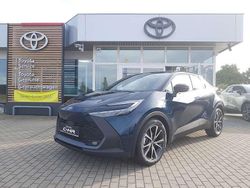 Dunkeltürkis met. / schwarz Neu 2025 Toyota C-HR SUV | 36.320 € (Etwas zu teuer)