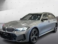 Grau Neu 2025 BMW 330e M Sport Kombi | 64.184 € (Etwas zu teuer)