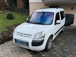 Weiß Gebraucht 2007 Citroën Berlingo Van / Kleinbus | 3.599 €