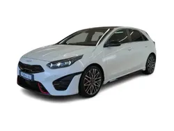 Weiß Gebraucht 2022 Kia Ceed GT Limousine | 28.750 € (Etwas zu teuer)