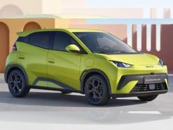Grün (lime green) Neu 2025 BYD Dolphin Comfort Kleinwagen | 27.891 € (Fairer Preis)