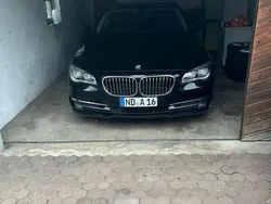 BMW 730
