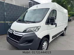 Weiß Gebraucht 2018 Citroën Jumper Profi Van / Kleinbus | 10.950 €