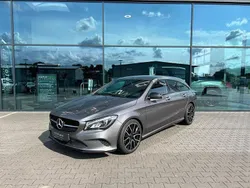 Grau Gebraucht 2017 Mercedes CLA220 Shooting Brake Night Kombi | 18.990 € (Fairer Preis)