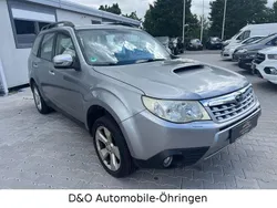 Silber Gebraucht 2011 Subaru Forester Exclusive+ SUV | 3.790 € (Fairer Preis)