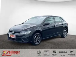 Schwarz Gebraucht 2024 VW Polo Life Limousine | 18.440 € (Guter Preis)