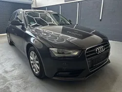 Grau Gebraucht 2014 Audi A4 Attraction Kombi | 8.290 € (Guter Preis)