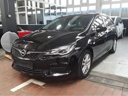 Schwarz onyx schwarz (metallic) Gebraucht 2021 Opel Astra Kombi | 13.480 € (Fairer Preis)