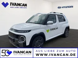 Atlas white Neu 2025 Hyundai Inster Kleinwagen | 29.590 € (Etwas zu teuer)