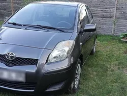 Grau Gebraucht 2011 Toyota Yaris Cool Kleinwagen | 4.399 € (Fairer Preis)