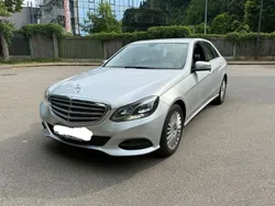Grau Gebraucht 2015 Mercedes E350 Elegance Limousine | 10.900 € (Superpreis)