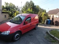 Rot Gebraucht 2010 Opel Combo Van / Kleinbus | 5.500 € (Teuer)