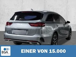 Silber metallic Gebraucht 2023 Kia Ceed Sportswagon Kombi | 27.700 € (Teuer)