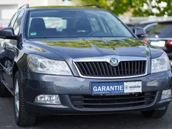Seda anthracite/anthracite gra Gebraucht 2011 Skoda Octavia Impuls Edition Kombi | 6.600 € (Fairer Preis)