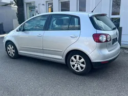 Silber Gebraucht 2006 VW Golf Plus Cross Comfortline Van / Kleinbus | 6.900 € (Teuer)