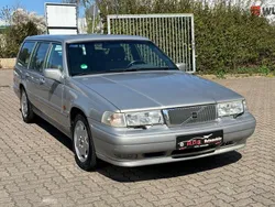 Gold Gebraucht 1995 Volvo 960 Kombi | 8.900 €