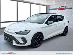 Weiß Neu 2025 Cupra Leon VZ Limousine | 40.999 € (Guter Preis)