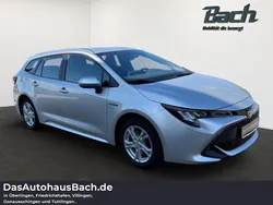Silber Gebraucht 2020 Toyota Corolla Business Edition Kombi | 21.990 € (Guter Preis)