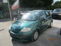 Grün Gebraucht 2002 Citroën C3 Kleinwagen | 1.200 € (Superpreis)