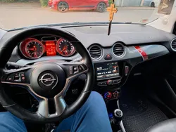 Blau Gebraucht 2016 Opel Adam S Kleinwagen | 10.800 € (Etwas zu teuer)