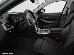 Skyscraper grau metallic Gebraucht 2024 BMW 330e Comfort Edition Kombi | 43.384 € (Guter Preis)