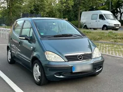 Grün Gebraucht 2004 Mercedes A160 Kleinwagen | 1.650 € (Fairer Preis)