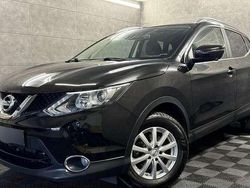 Schwarz Gebraucht 2015 Nissan Qashqai 360º SUV | 11.980 € (Fairer Preis)