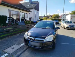 Schwarz Gebraucht 2008 Opel Astra Limousine | 1.150 € (Guter Preis)